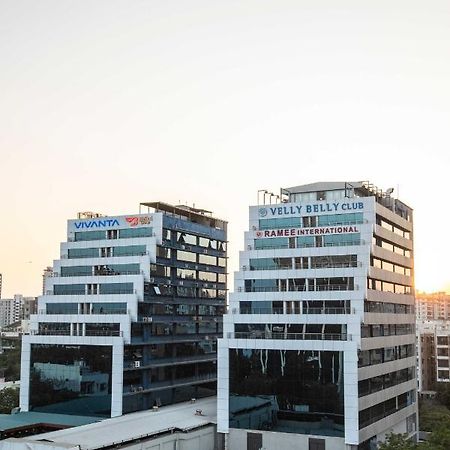 فندق Ramee International سورات المظهر الخارجي الصورة